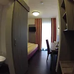 Hotel Krone Garni 3*