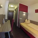 Hotel Krone Garni Deckenpfronn