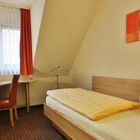 Krone 3* Deckenpfronn