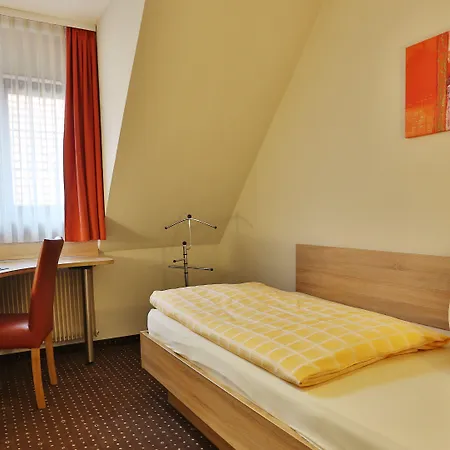 Hotel Krone Deckenpfronn