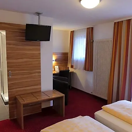 Krone Garni Hotel Deckenpfronn