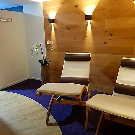 Krone Garni Hotel Deckenpfronn