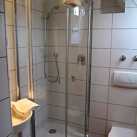 Hotel Krone Garni 3*