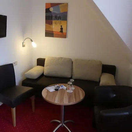 Krone 3* Deckenpfronn