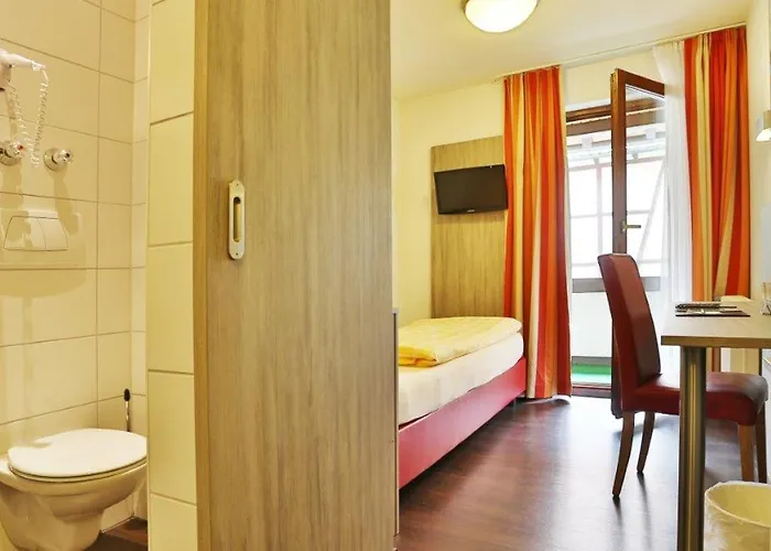 Krone Garni Deckenpfronn