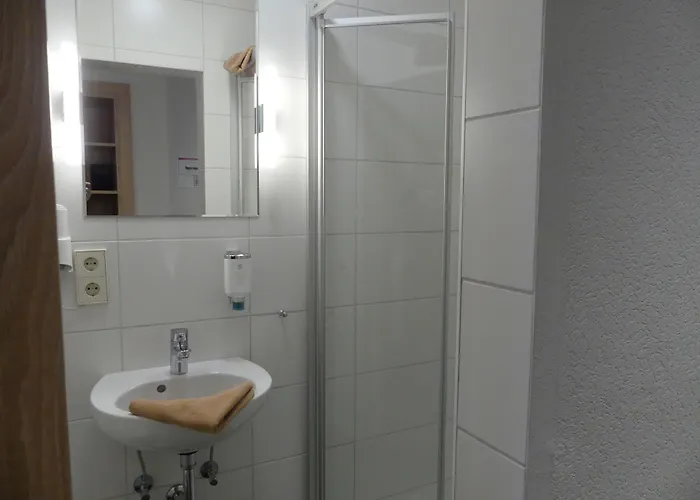 Krone Garni Szálloda Deckenpfronn