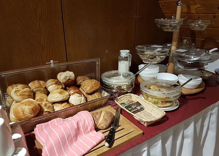 Krone Garni Szálloda Deckenpfronn