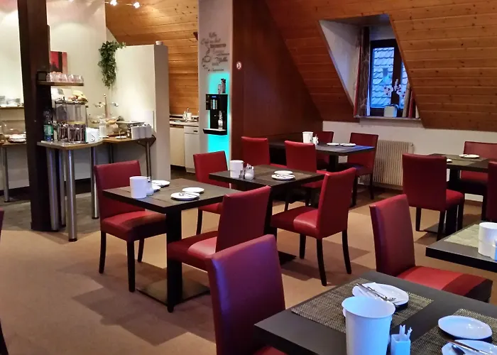 Krone Garni Hotel Deckenpfronn