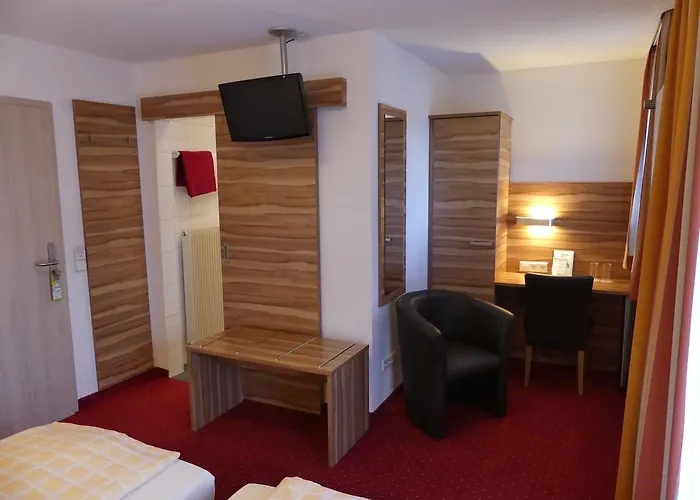 Hotel Krone Garni 3*